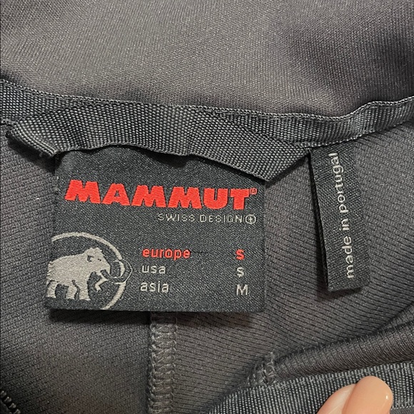 Mammut | Swiss Design|Charcoal | SofTech |Soft shell | Full Zip | Jacket |Size S - Picture 11 of 16